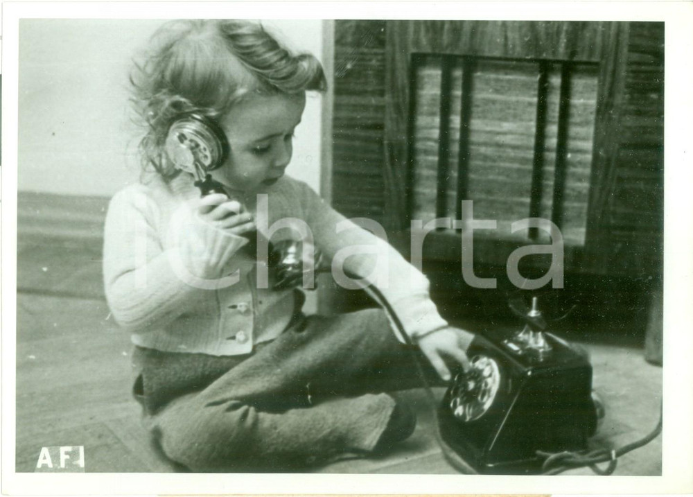 Fotografia d epoca originale 1940 VENEZIA Bambino telefona alla nonna per NATALE Fotografia 1