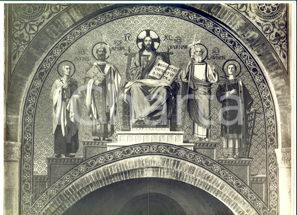 Fotografia d epoca originale 1940 ca MILANO Chiesa SAN BABILA  Lunetta Cristo in trono Foto Ugo MASSARANI 1