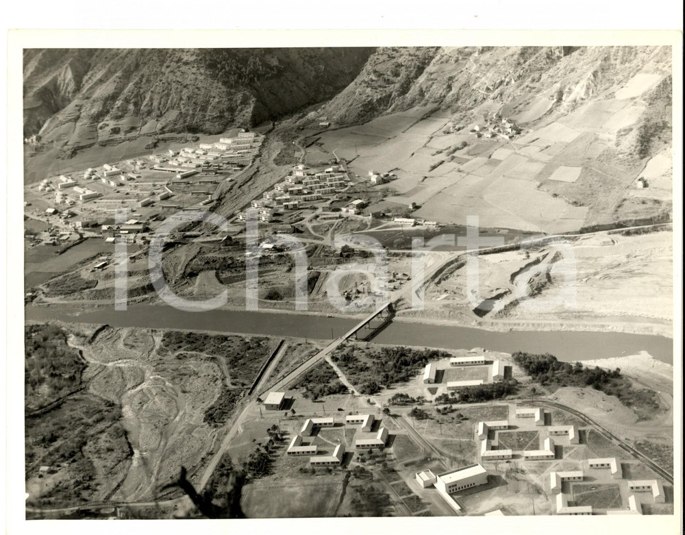 Fotografia d epoca originale 1950 ca FRANCE Veduta aerea di un area industriale Foto ARTISTICA 24x18 1