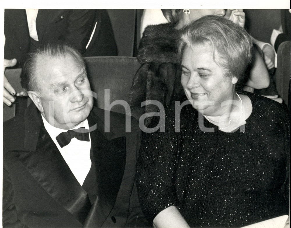 Fotografia d epoca originale 1955 ca PARIS Ambasciatore URSS Sergej VINOGRADOV  con la moglie Foto 24x18 cm 1