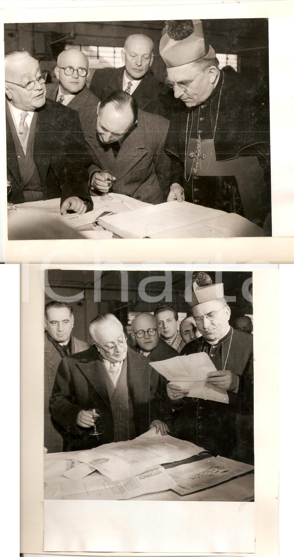 Fotografia d epoca originale 1969 PAVIA Monsignor Carlo ALLORIO visita Industria Mario PONZIO FRONTE RETRO 1