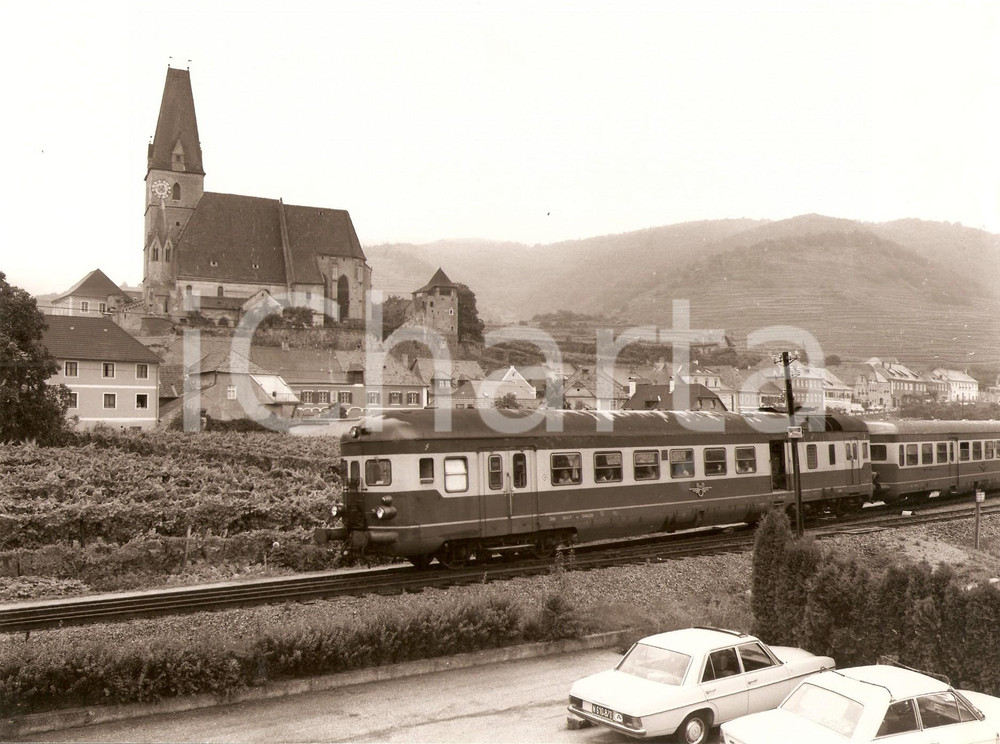 Fotografia d epoca originale 1975 ca ÖBB Österreichische Bundesbahnen  Treno in movimento Foto 24x17 1