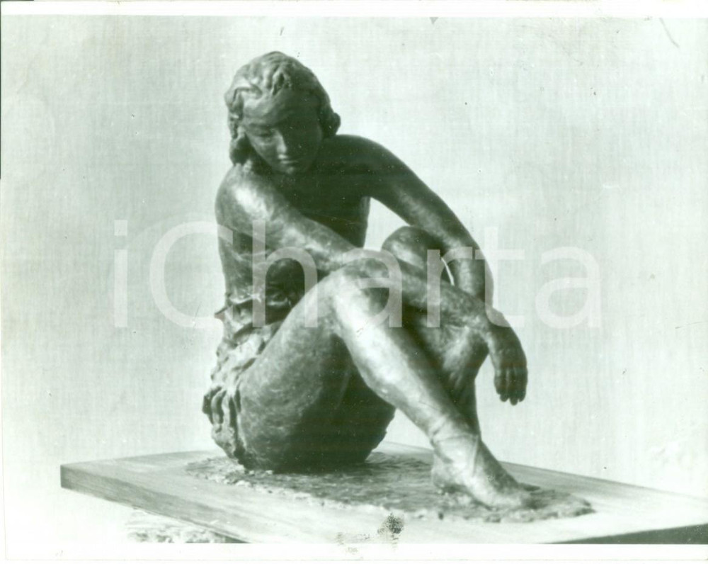 Fotografia d epoca originale 1935 ca MILANO Scultura della ginnasta alla Mostra d Arte dei Littoriali Foto 1