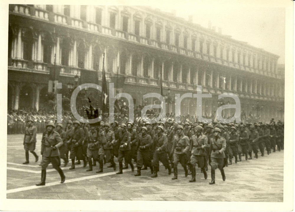 Fotografia d epoca originale 1936 VENEZIA Camicie nere sfilano per la cittÃ  Fotografia 1