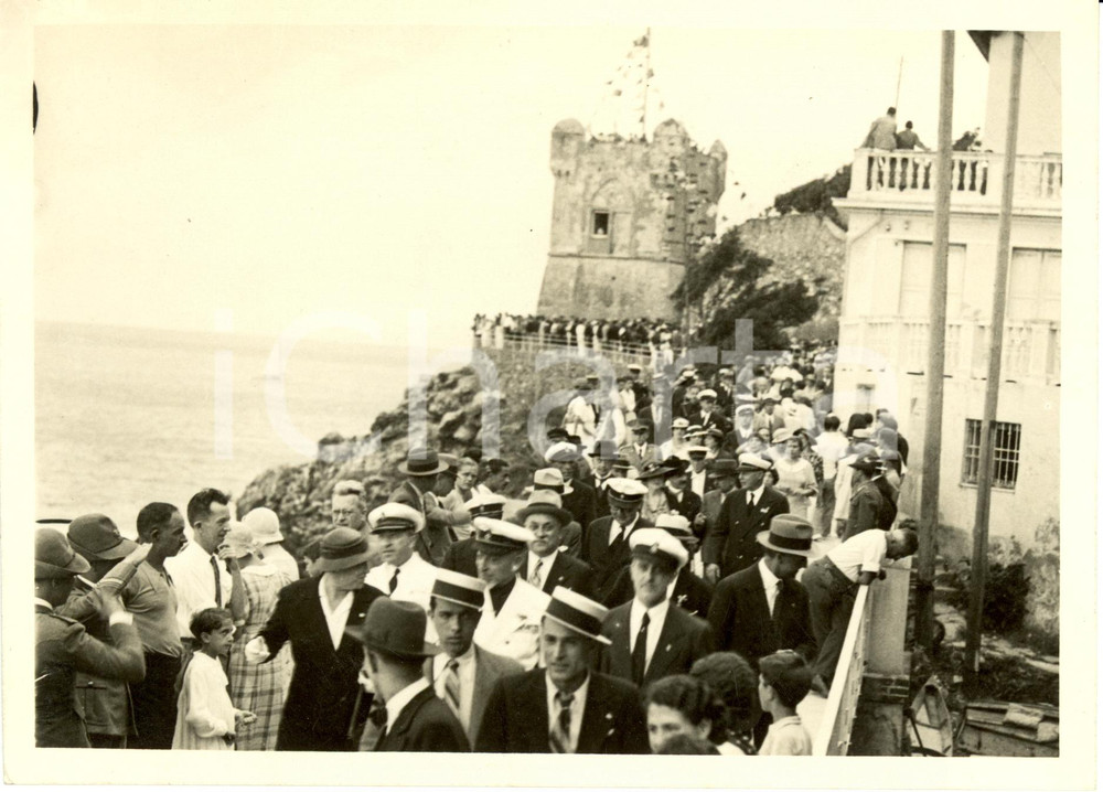 Fotografia d epoca originale 1934 GENOVA NERVI La sede della LEGA NAVALE ITALIANA con folla Fotografia 1