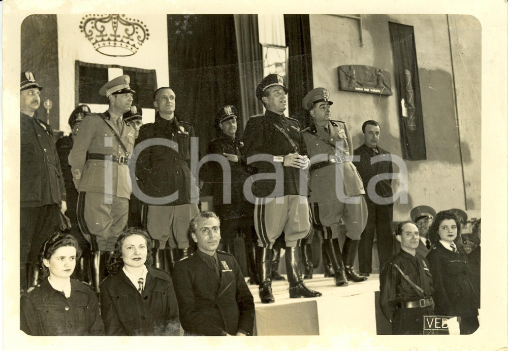 Fotografia d epoca originale 1940 ROMA Andrea IPPOLITO Federale allo SPOLETTIFICIO Militare Fotografia 1