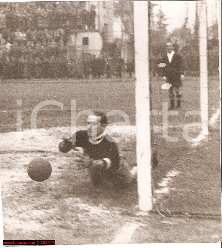 Fotografia d epoca originale 194142 TORINO STADIO MUSSOLINI Calcio Juventus  Atalanta  Giuseppe Peruchetti 1