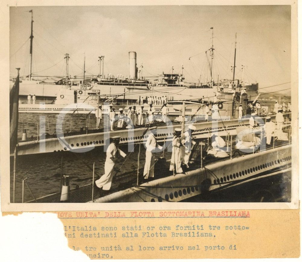 Fotografia d epoca originale 1938 RIO DE JANEIRO Arrivo sottomarini italiani per flotta Brasile DANNEGGIATA 1