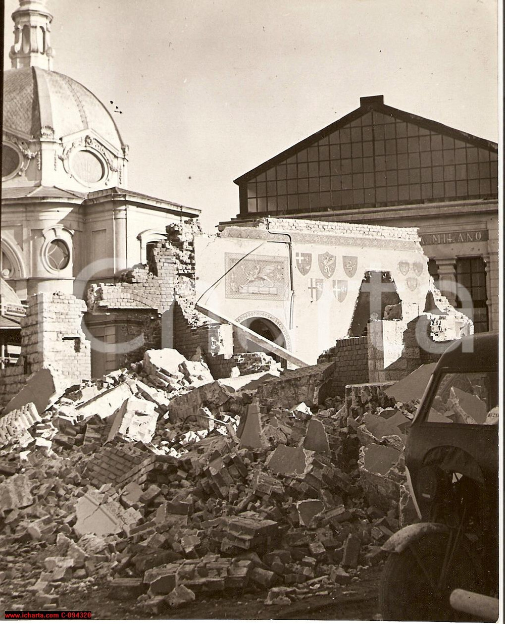 Fotografia d epoca originale 1941 Milano FIERA CAMPIONARIA Demolizione dei padiglioni regionali FOTO 1