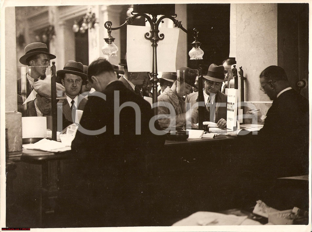 Fotografia d epoca originale 1932 Finanza Buoni del Tesoro BOT Foto sottoscrizione 1