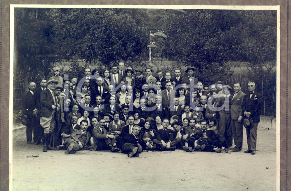 Fotografia d epoca originale 1930 ca COMO ? Un allegro raduno alla bocciofila Foto VINTAGE 32 x 25 cm 1