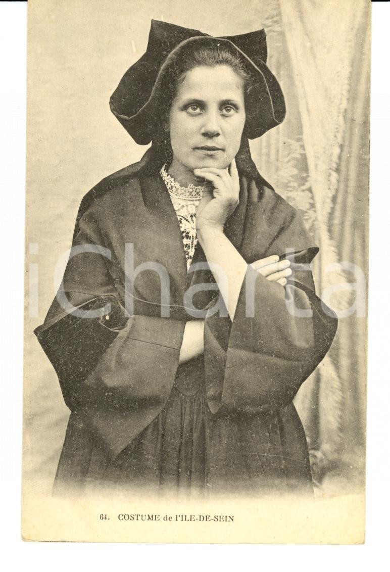 Cartolina originale da collezione 1900 ILE DE SEIN F COSTUMES BRETONS Jeune femme FP NV 1