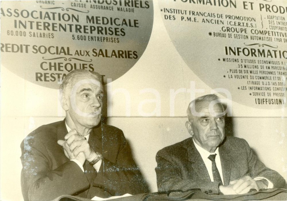 Fotografia d epoca originale 1969 PARIS ConfÃ©rence de presse LÃ©on GINGEMBRE dÃ©lÃ©guÃ© P.M.E Fotografia 1