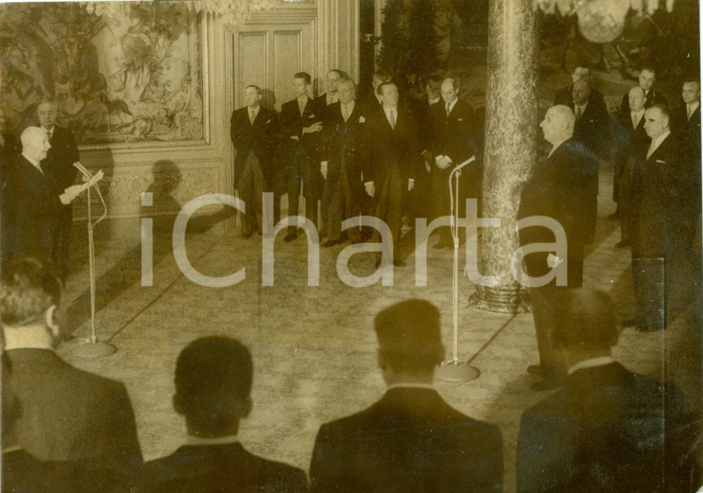 Fotografia d epoca originale 1965 PARIS Alexandre PARODI au Général Chales DE GAULLE Georges POMPIDOU  Foto 1