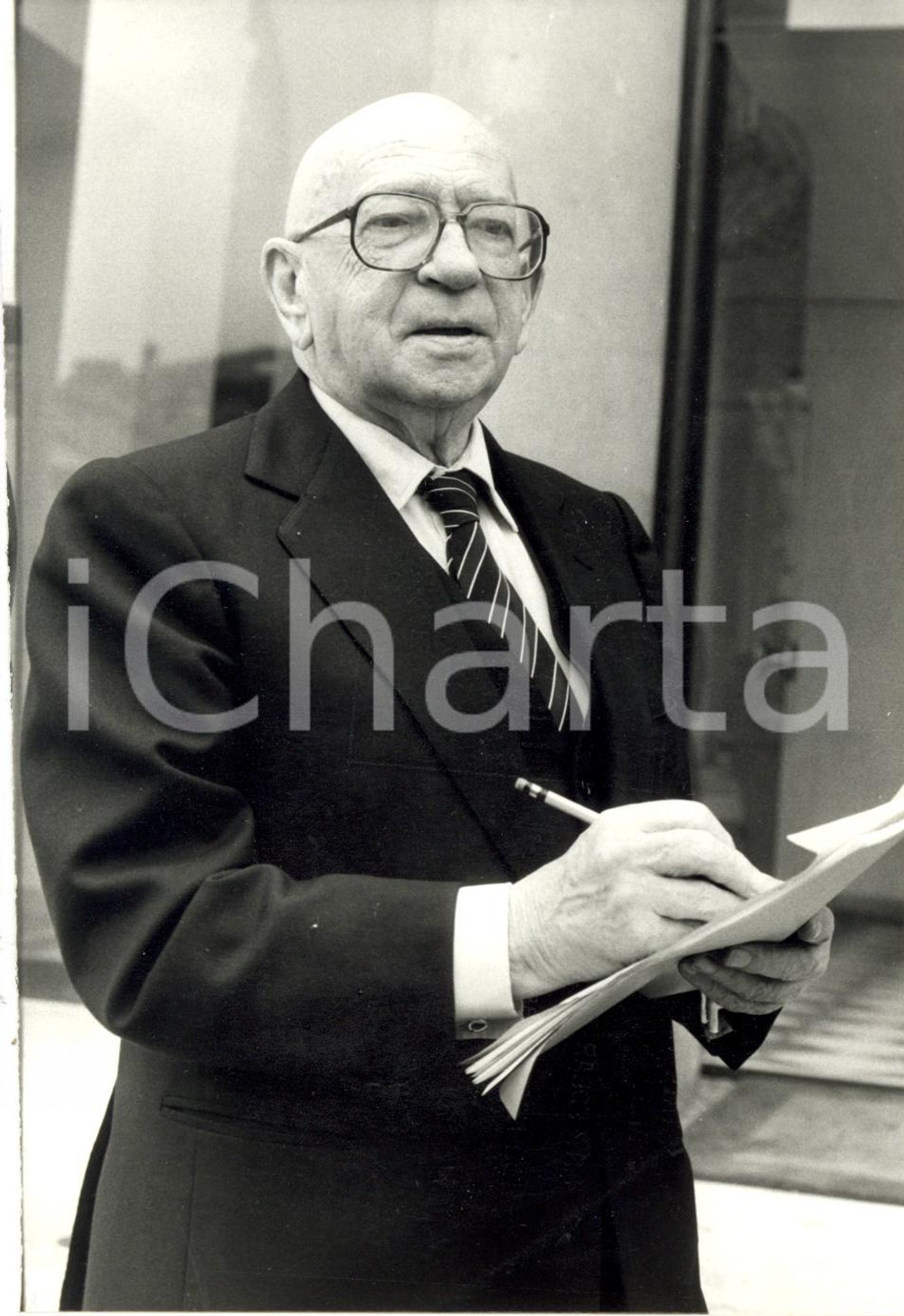 Fotografia d epoca originale 1987 PARIS F Edgar FAURE presidente Comitato bicentenario RIVOLUZIONE FRANCESE 1