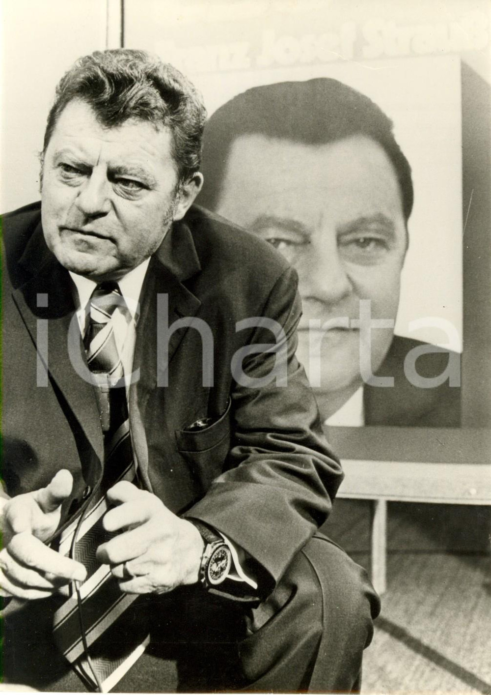 Fotografia d epoca originale 1980 MONACO D Franz Josef STRAUSS presidente CSU commenta elezioni Bundestag 1
