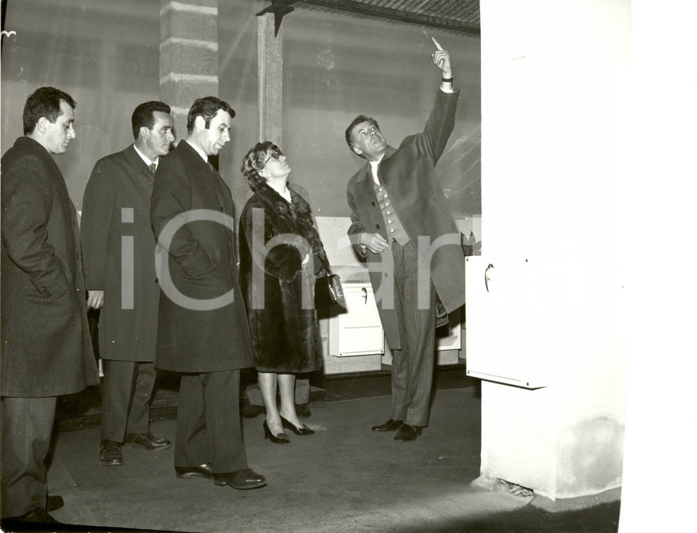 Fotografia d epoca originale 1969 BRUGHERIO MB IV Congresso SHUNT ITALIANA spa Visitatori impianti Foto 1