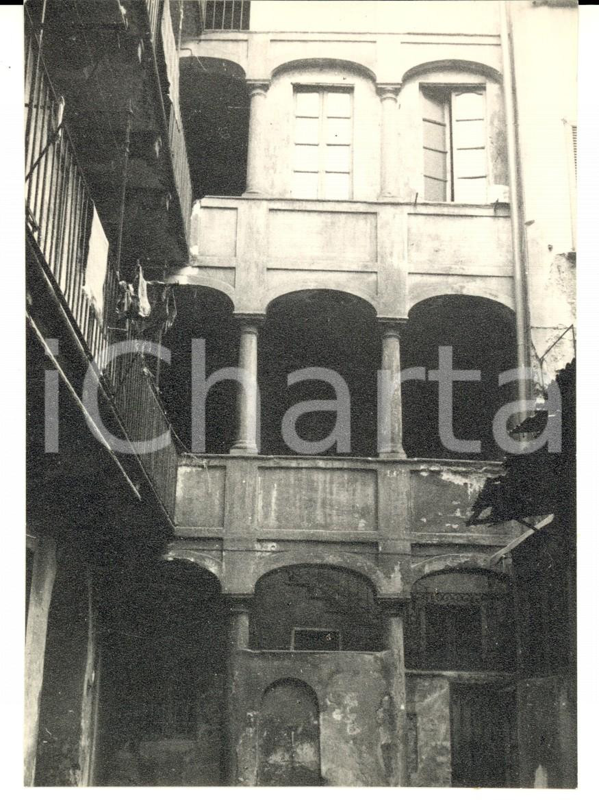 Fotografia d epoca originale 1956 MILANO Veduta di un palazzo storico in via TIVOLI Foto ARTISTICA 1