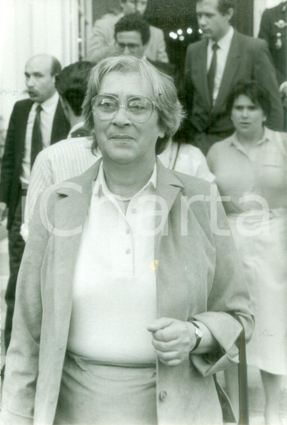 Fotografia d epoca originale 1986 PARIS Elena BONNER SAKHAROV lascia l Hotel MATIGNON Fotografia 1