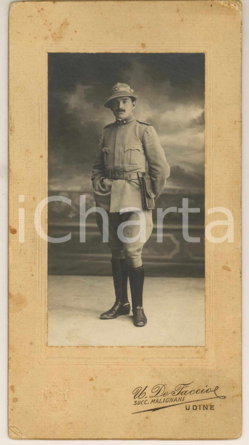 Fotografia d epoca originale 1915 WW1 UDINE  Ritratto di ufficiale di artiglieria  Foto Umberto DE FACCIO 1