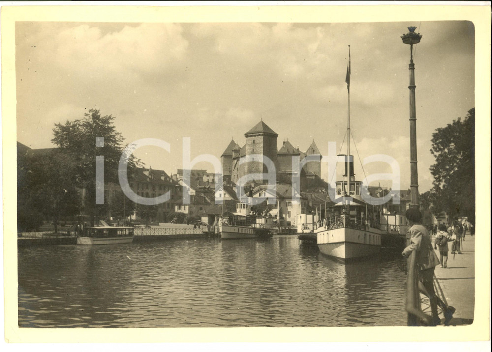 Fotografia d epoca originale 1960 ca ANNECY FRANCE Veduta del castello dal canal du THIOU Foto 30x20 1