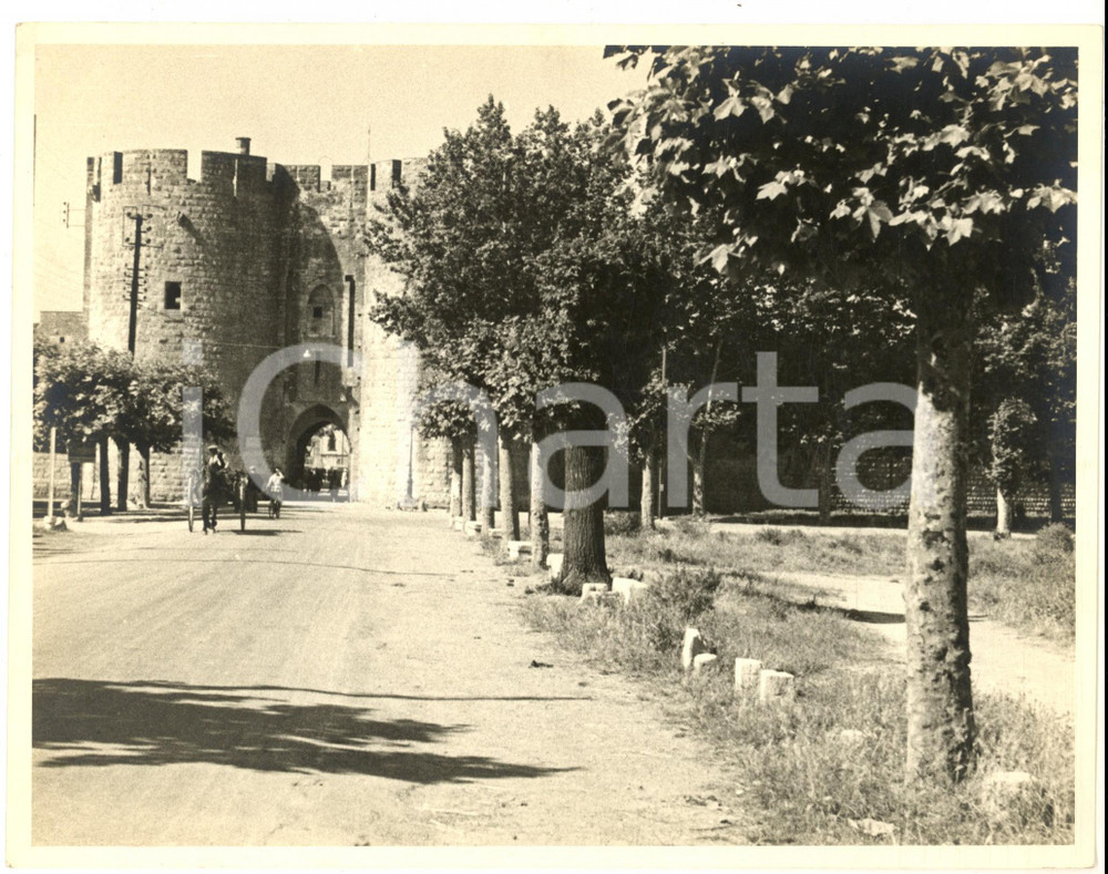 Fotografia d epoca originale 1960 AIGUESMORTES FRANCE Vue de la PORTE DE LA GARDETTE Photo 25x20 cm 1
