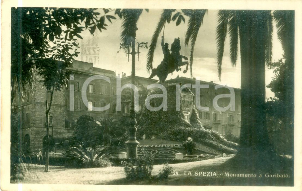Cartolina originale da collezione 1931 LA SPEZIA Monumento equestre a Giuseppe GARIBALDI Cartolina FP VG 1