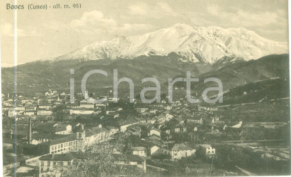Cartolina originale da collezione 1930 ca BOVES CN Panorama del paese con la montagna Cartolina FP NV 1