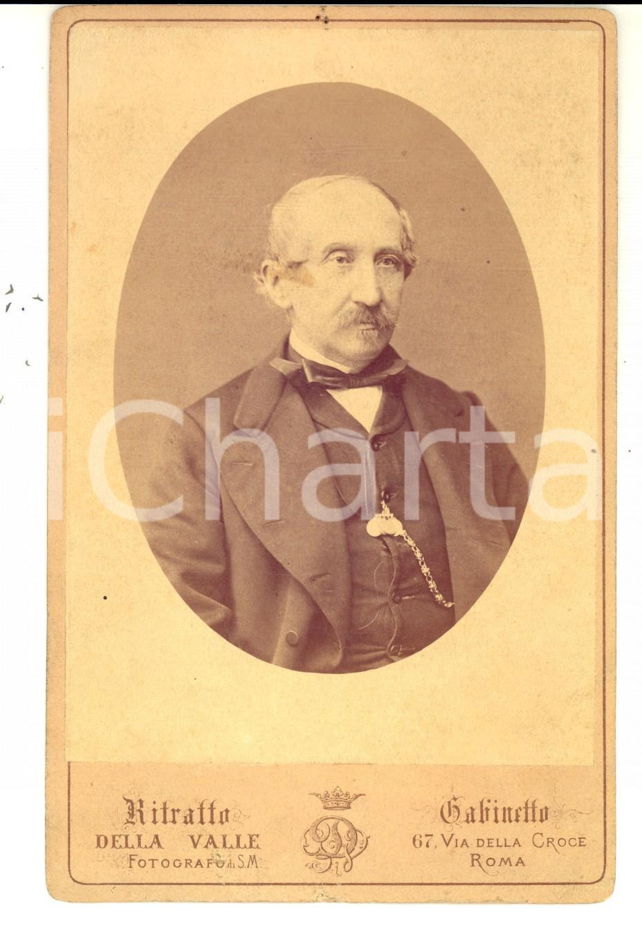 Fotografia d epoca originale 1870 ca TORINO Ritratto di gentiluomo con catena dorata Foto DELLA VALLE 1