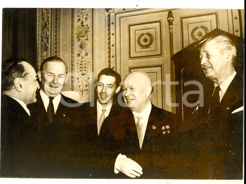 Fotografia d epoca originale 1959 MOSCA Ultimi momenti di serenitÃ  tra Nikita KRUSCEV e Harold MACMILLAN Foto 1