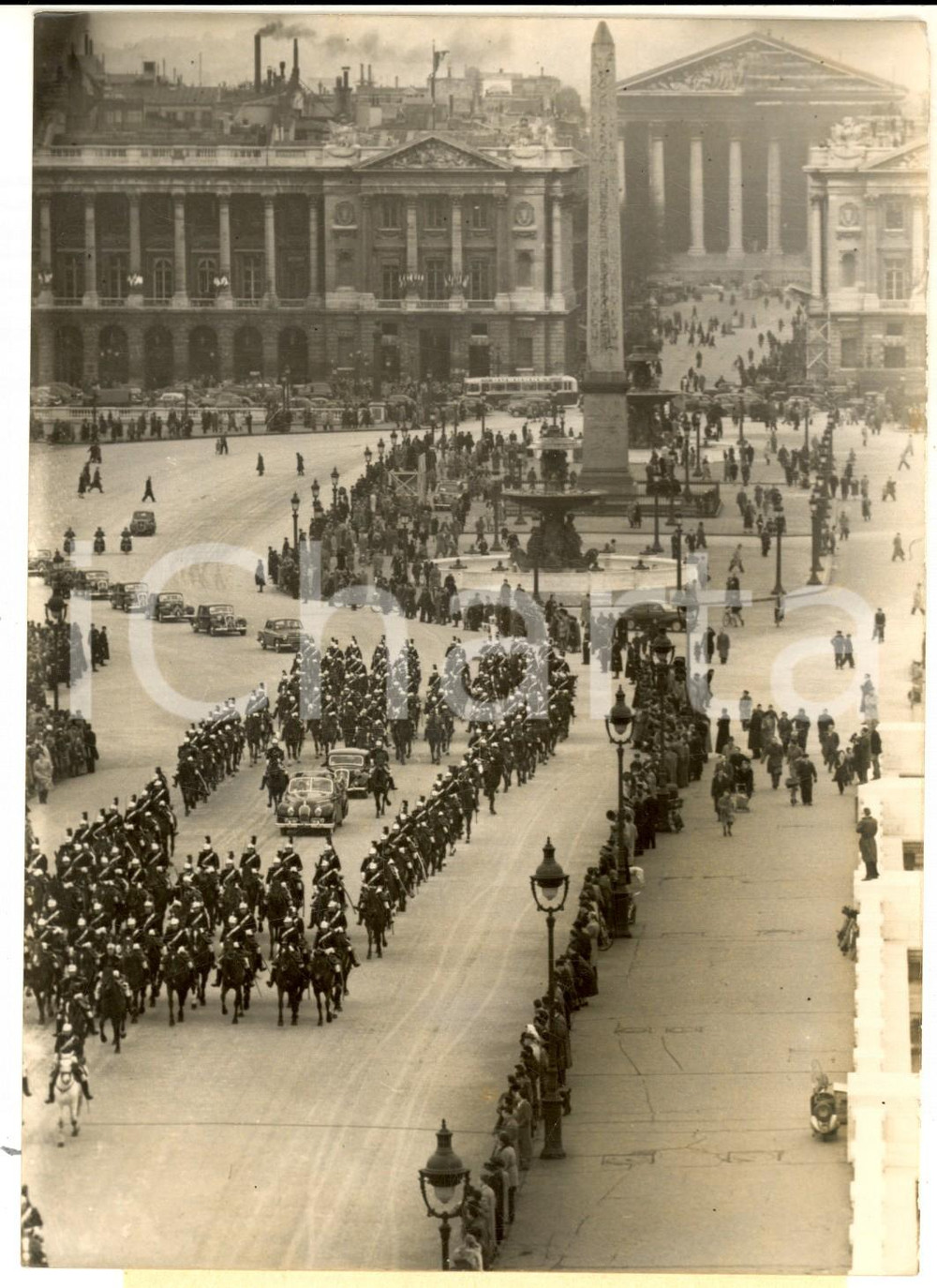 Fotografia d epoca originale 1954 PARIS PrÃ©sident RenÃ© COTY inaugure son septennat  Le cortÃ¨ge Photo 1