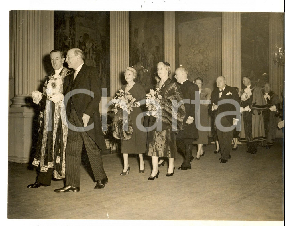 Fotografia d epoca originale 1953 LONDON Clement ATTLEE heads procession to  Freedom  luncheon Photo 20x16 1