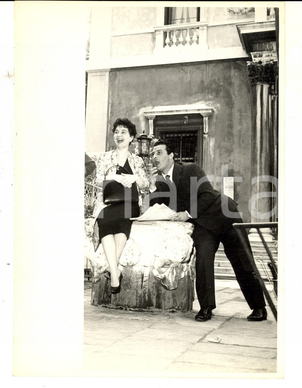 Fotografia d epoca originale 1957 VENEZIA Tenore Daniele BARIONI con la fidanzata pianista Vera FRANCESCHI 1