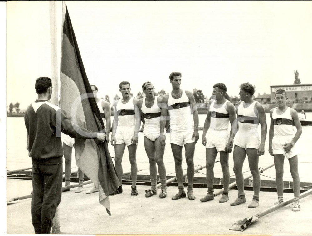 Fotografia d epoca originale 1959 MACON Europei CANOTTAGGIO  Squadra tedesca DITMARSIA KIELRATZEBURGER Foto 1