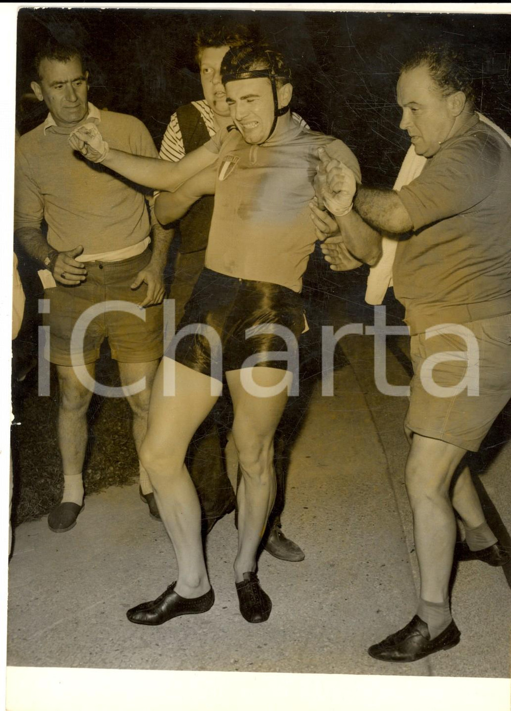 1958 PARIS Mondiali di CICLISMO - Sante GAIARDONI dopo una caduta *Foto 13x18