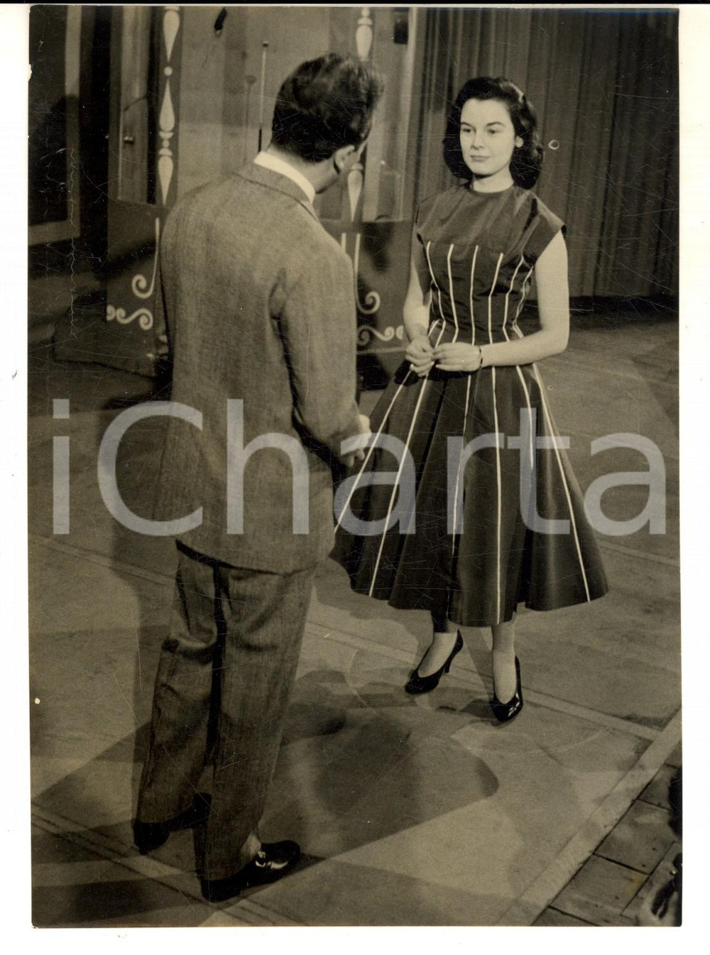 Fotografia d epoca originale 1956 LASCIA O RADDOPPIA Mike BONGIORNO con la concorrente Rossana ROSSANIGO Foto 1