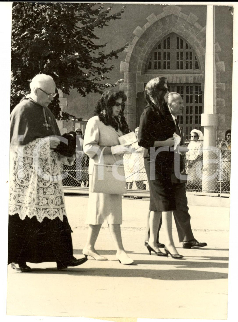 Fotografia d epoca originale 1961 LOURDES Principessa Grace di Monaco in pellegrinaggio Foto 13x18 cm 1