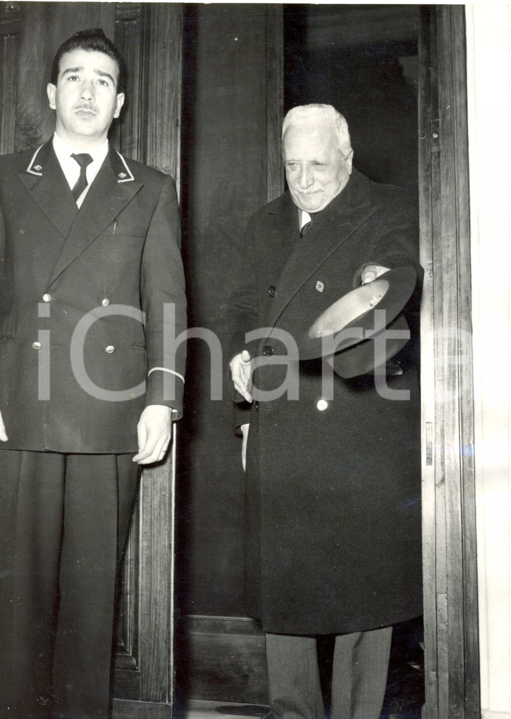Fotografia d epoca originale 1954 ROMA Crisi di Governo  Enrico De NICOLA dopo incontro con Amintore FANFANI 1
