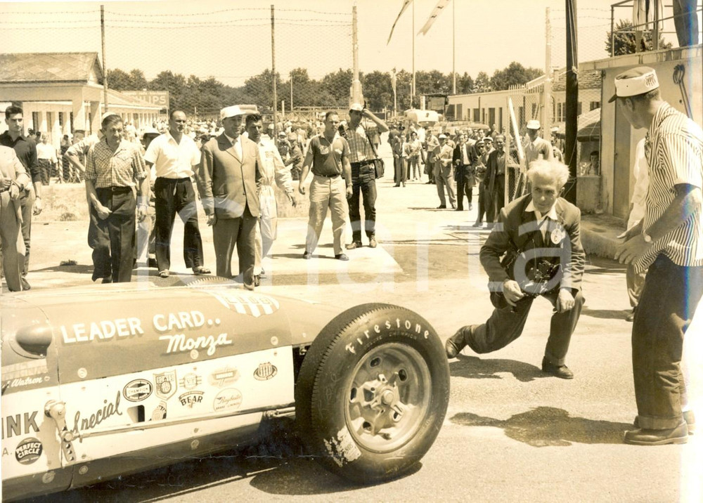 Fotografia d epoca originale 1958 MONZA  500 MIGLIA  Epperly Indy Roadster di Jim RATHMANN urta reporter 1