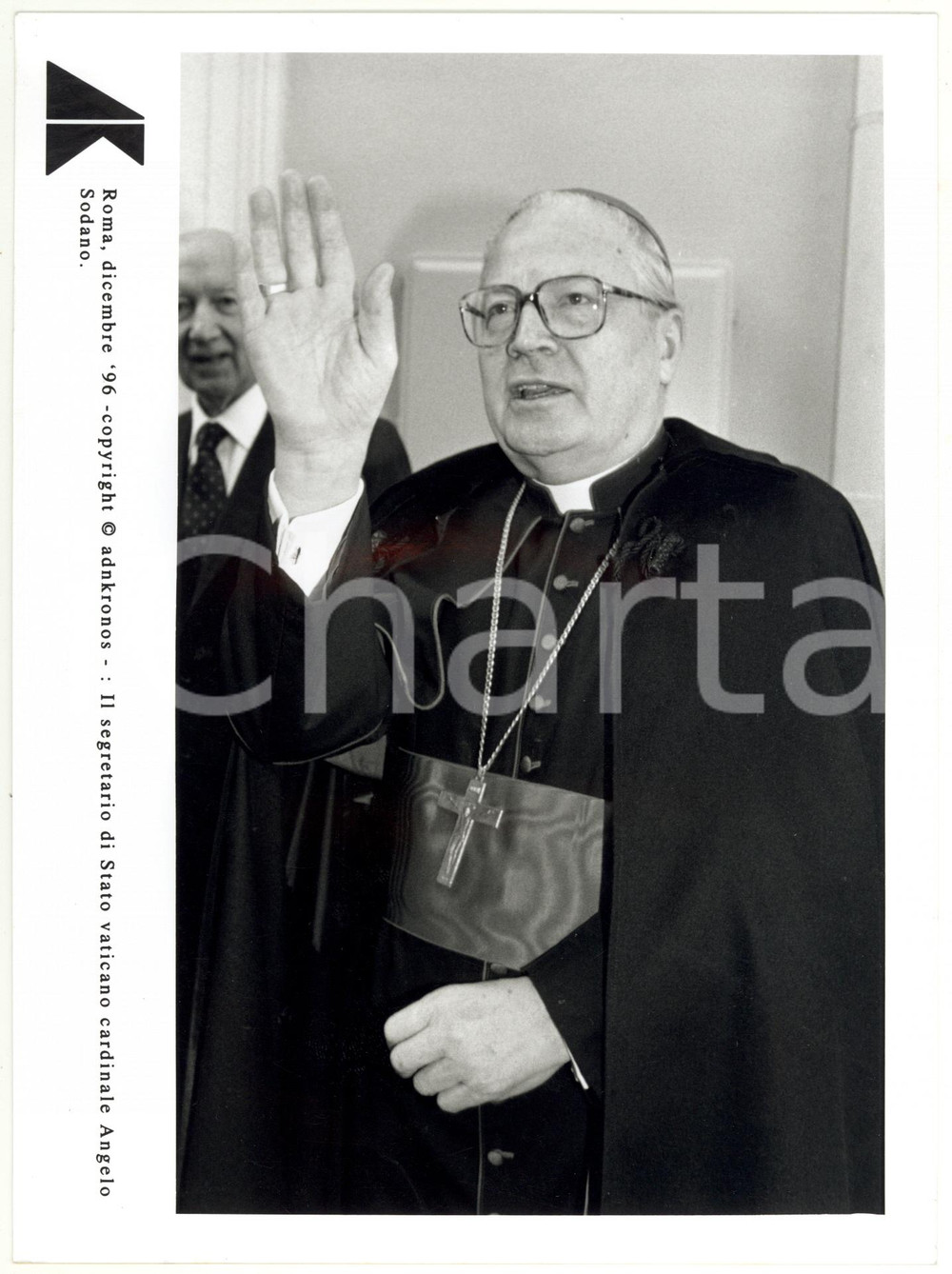Fotografia d epoca originale 1996 ROMA Cardinale Angelo SODANO saluta i giornalisti  Foto 17x24 cm 1