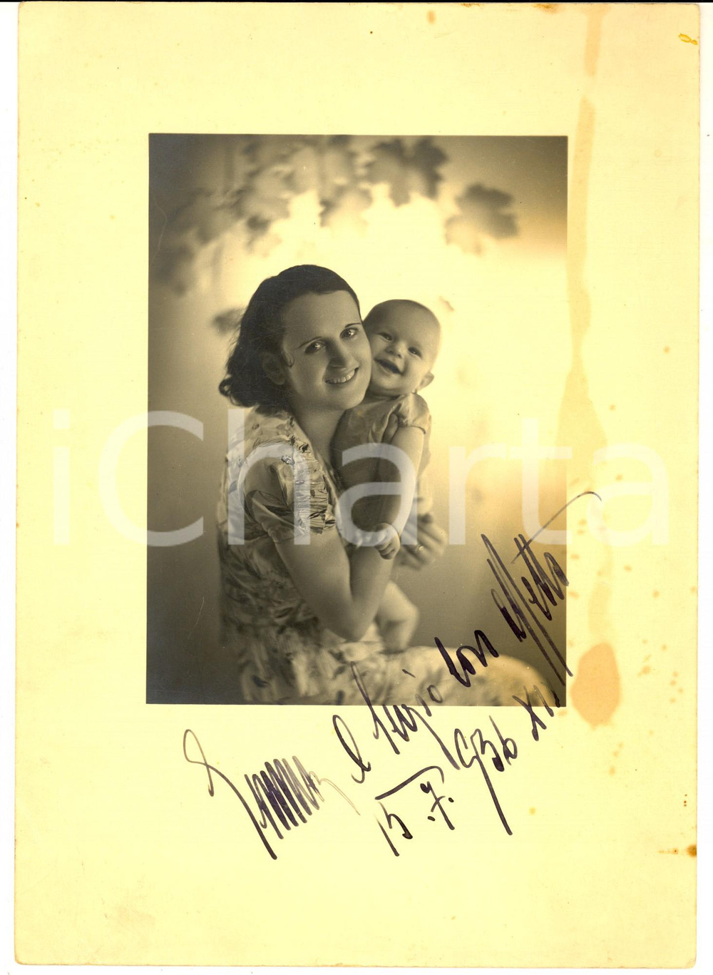 Fotografia d epoca originale 1936 ITALIA Ritratto di una madre con il figlio  Foto con dedica DANNEGGIATA 1