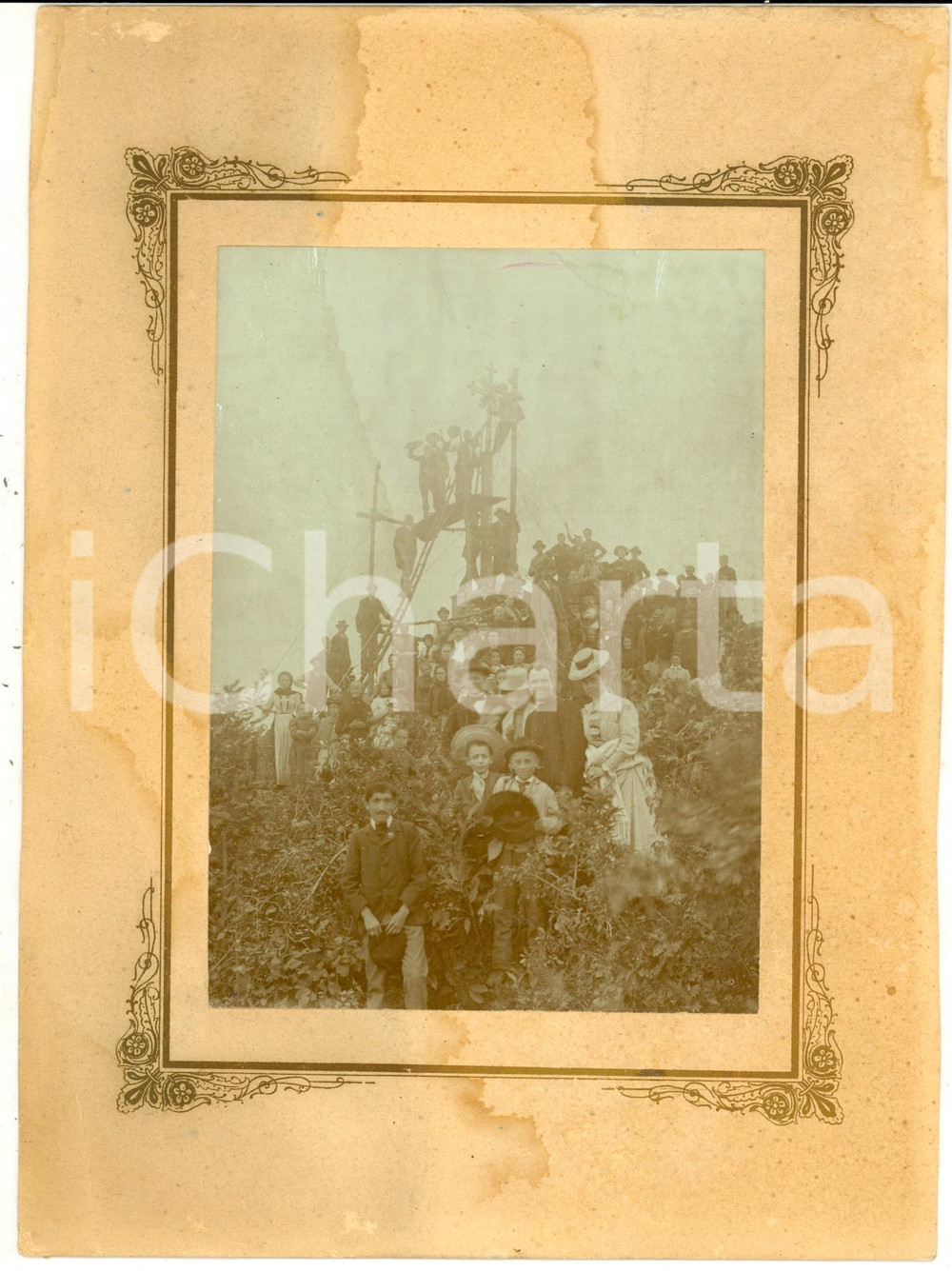 Fotografia d epoca originale 1900 ca ITALIA ESCURSIONISMO Gitanti in cima  Festa Foto CURIOSA 20x26 cm 1