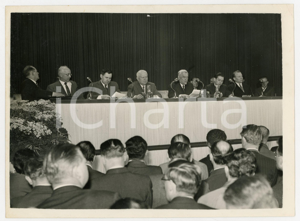 Fotografia d epoca originale 1956 LONDON Nikita CHRUSCEV Nikolai BULGANIN at Soviet Press Conference Photo 1