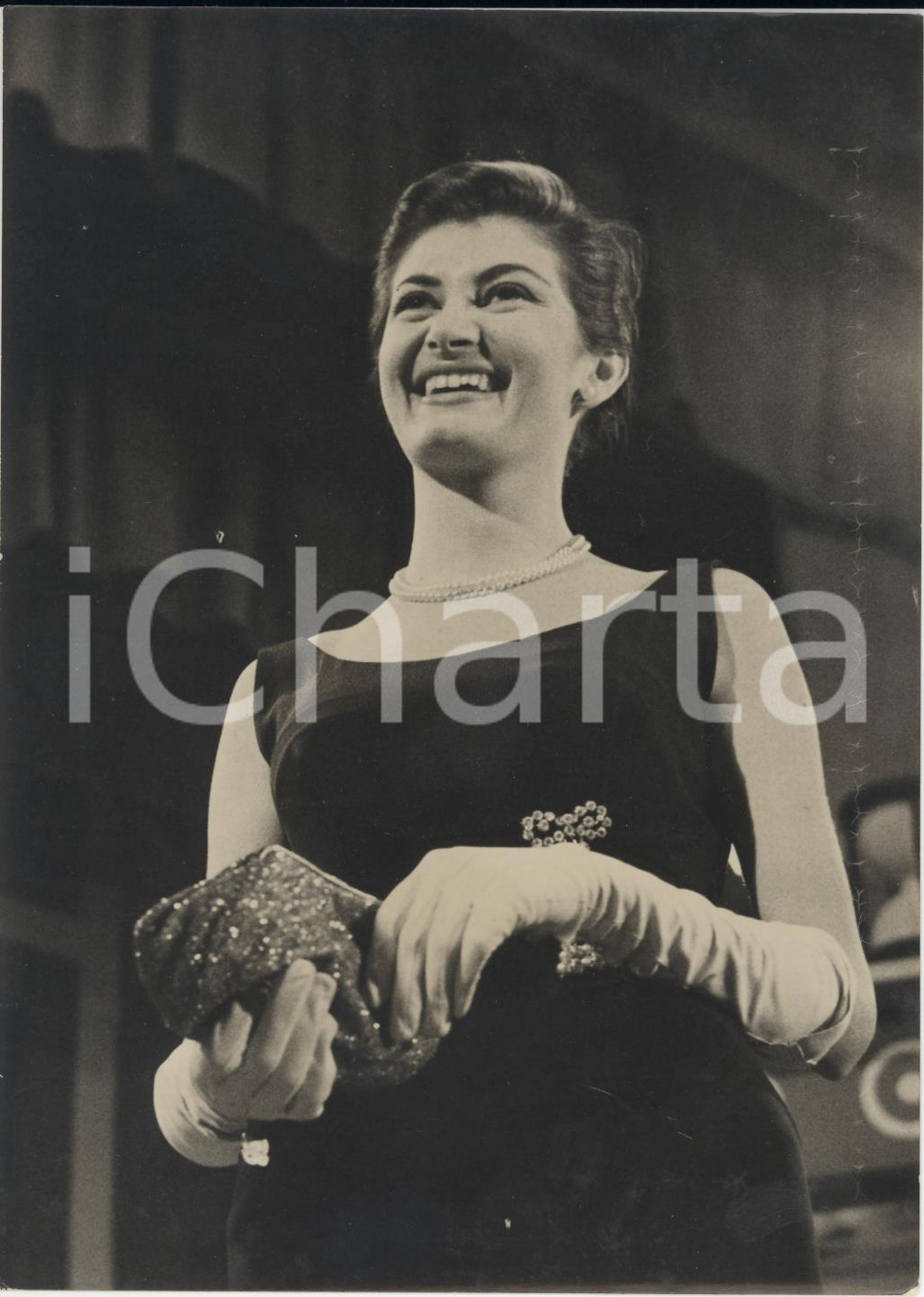 Fotografia d epoca originale 1957 LASCIA O RADDOPPIA Concorrente Lulli MARIANI in abito da sera Foto 13x18 1