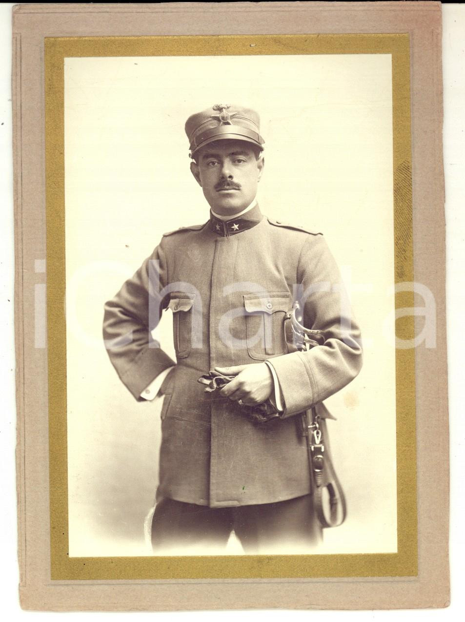 Fotografia d epoca originale 1920 ca REGIO ESERCITO Ritratto di ufficiale con la sciabola Foto 12x16 cm 1