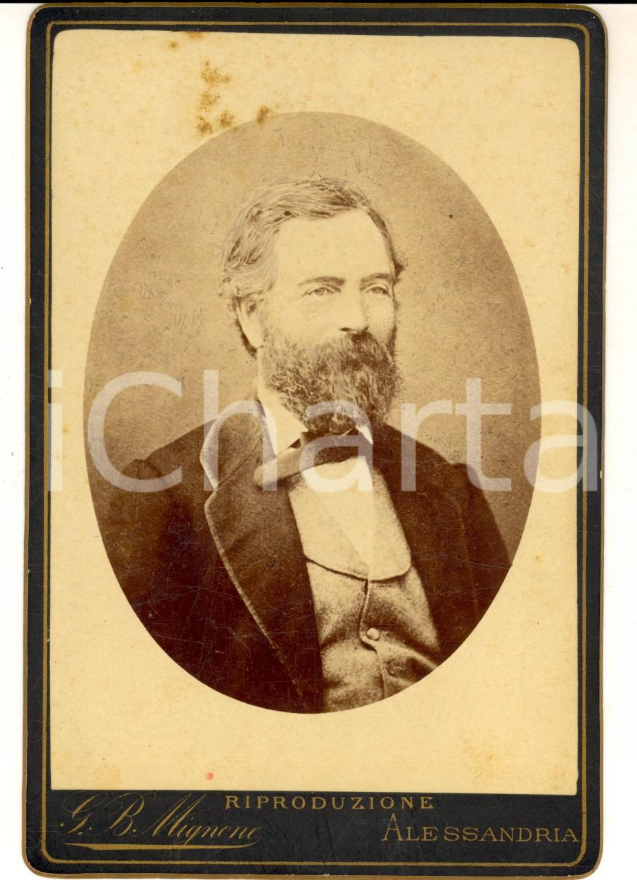 Fotografia d epoca originale 1880 ca ALESSANDRIA Ritratto maschile in abito da giorno  Foto G. B. MIGNONE 1