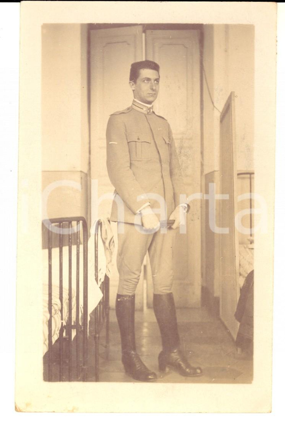 Fotografia d epoca originale 1917 WW1 GENOVA Ospedale  Ufficiale Alessandro MASSABO  convalescente  Foto 1
