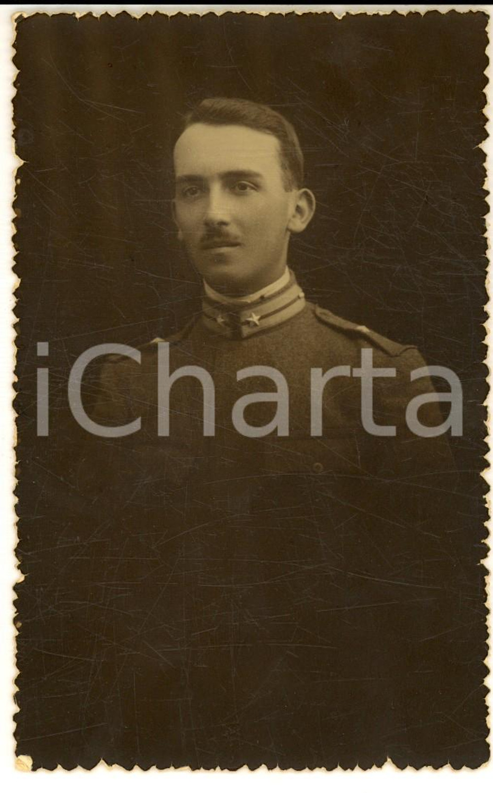 Fotografia d epoca originale 1930 ca TORINO Ritratto di ufficiale di fanteria Foto cartolina POZZO 1