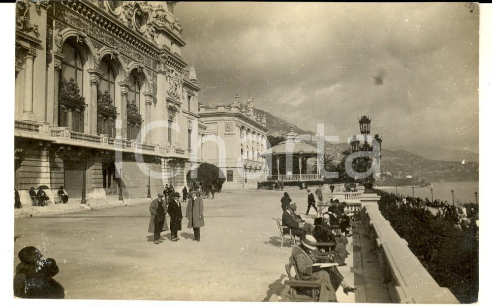 Fotografia d epoca originale 1930 ca COSTA AZZURRA ? Veduta con palazzo sul lungomare  Foto cartolina 1