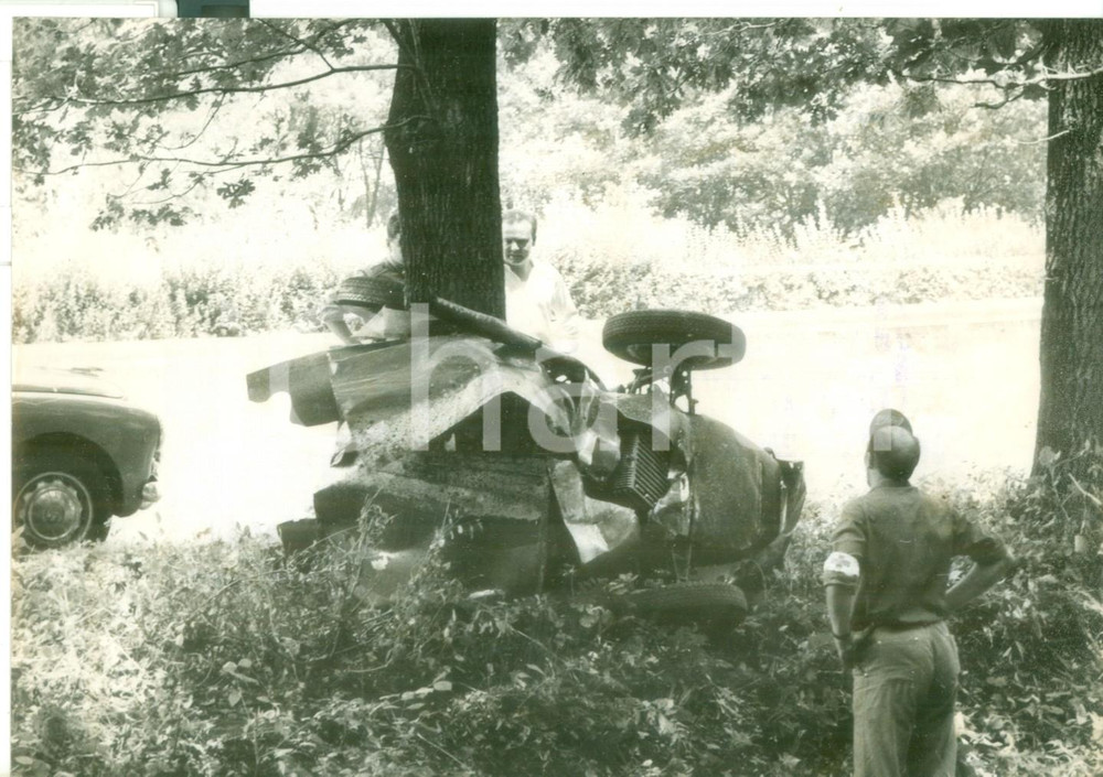 Fotografia d epoca originale 1959 MONZA F1 Incidente alla vettura di Dino MONTEVAGO durante 2Â° COPPA JUNIOR 1